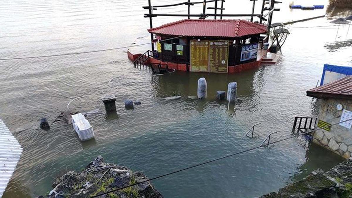 Muğla'daki dünyaca ünlü kaplıca sular atında kaldı