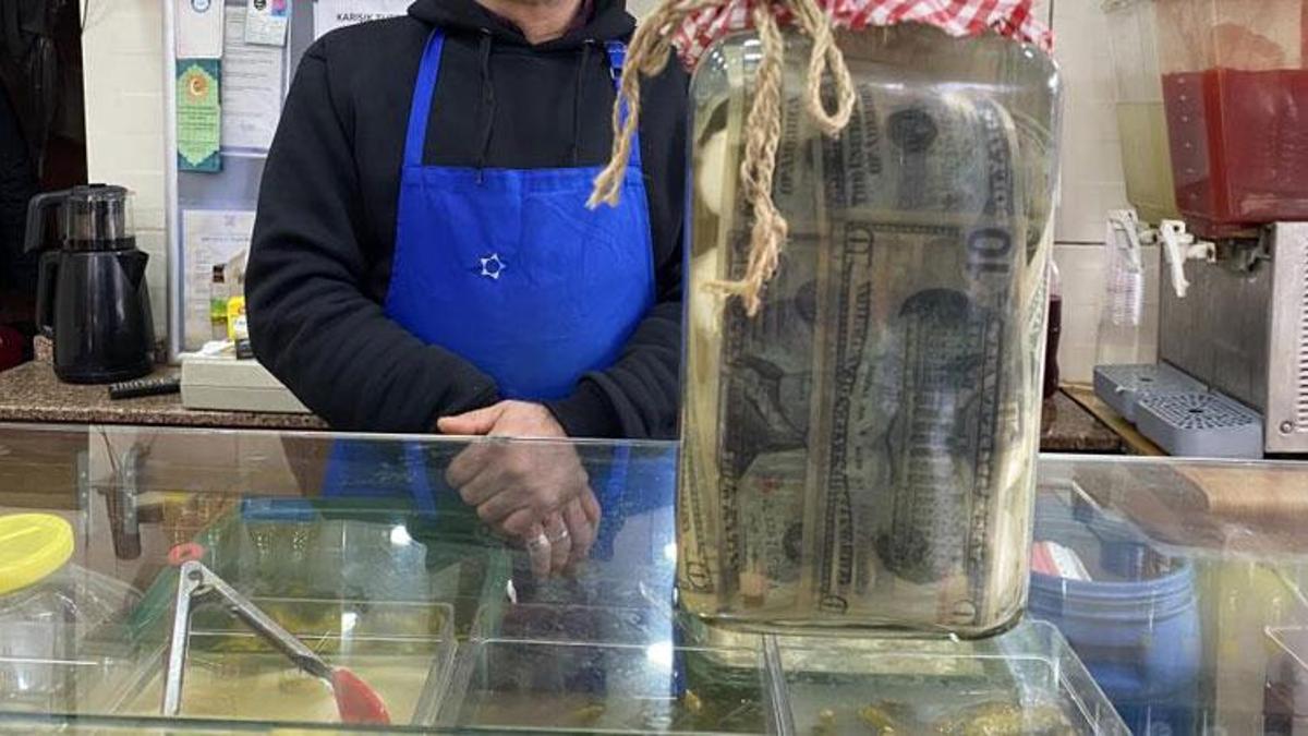 Dolar turşusu kurdu! Görülmemiş protesto