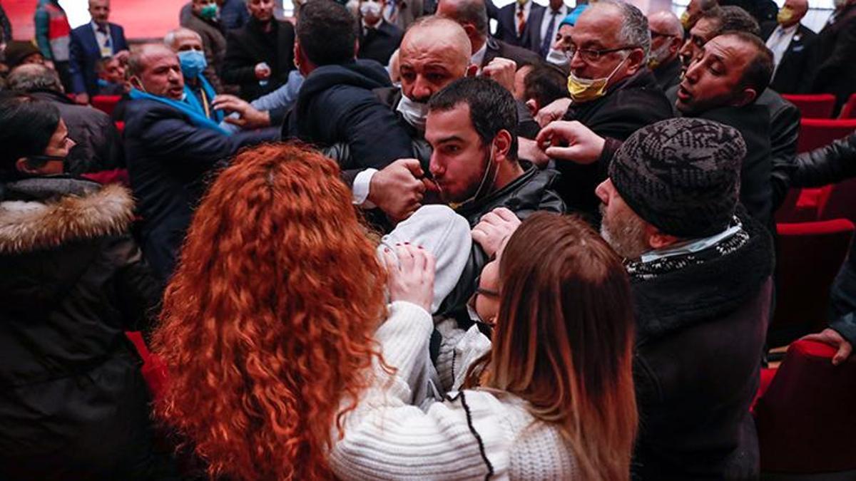 Taksiciler Esnaf Odası Olağan Genel Kurulu'nda arbede