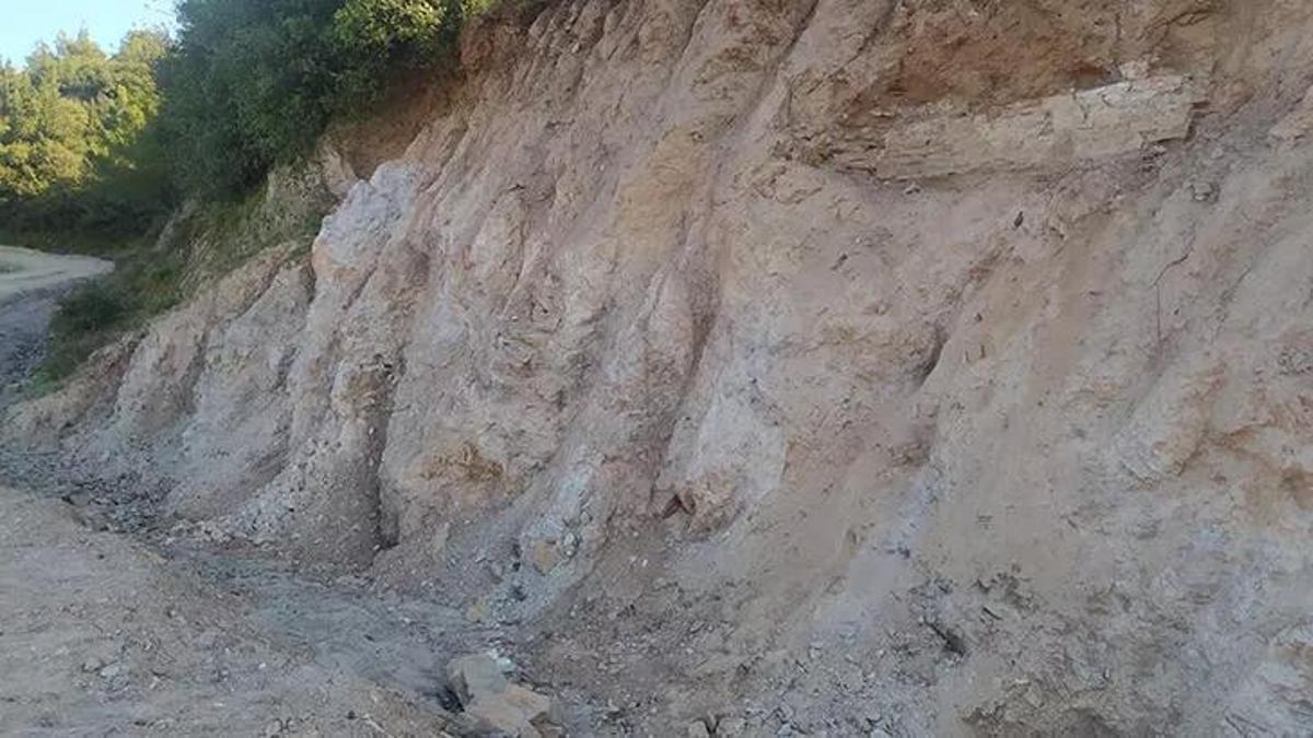 Toprak kaymasıyla Roma dönemine ait mezar ortaya çıktı!