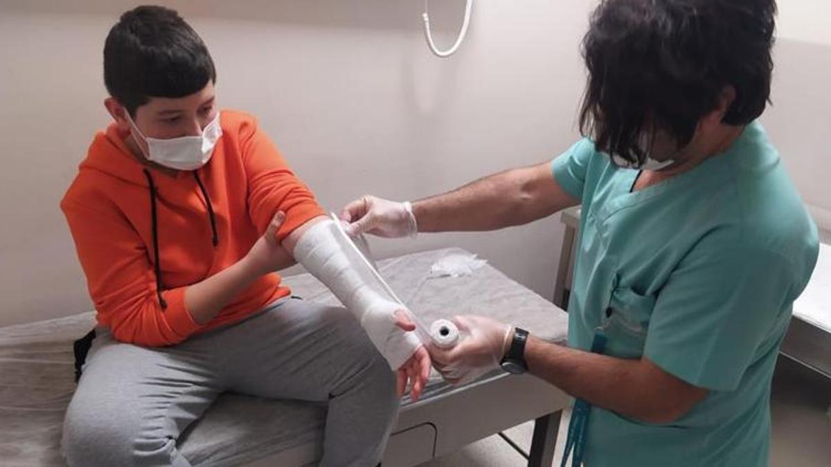 Uzmanlar kışın kırık-çıkık vakalarına karşı vatandaşları uyarıyor