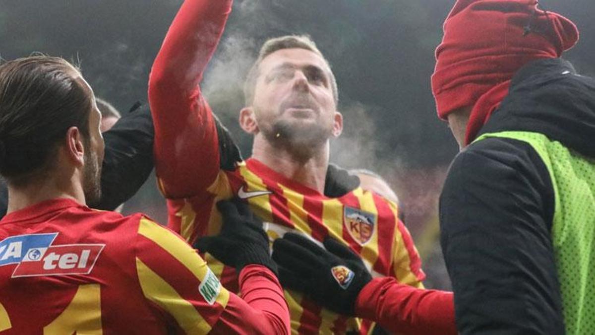 Emre Belözoğlu da kaybeder!
