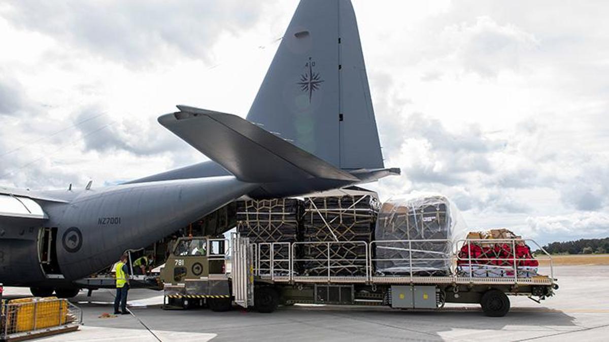 Kovid vakası olmayan Tonga’ya 'temassız' insani yardım teslimatı