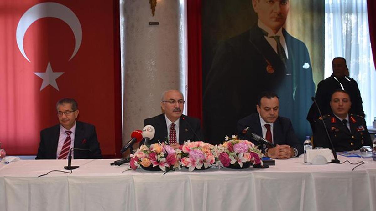 İzmir Valisi Köşger: Geçen yıl 25 bin 783 narkotik operasyonu gerçekleştirildi