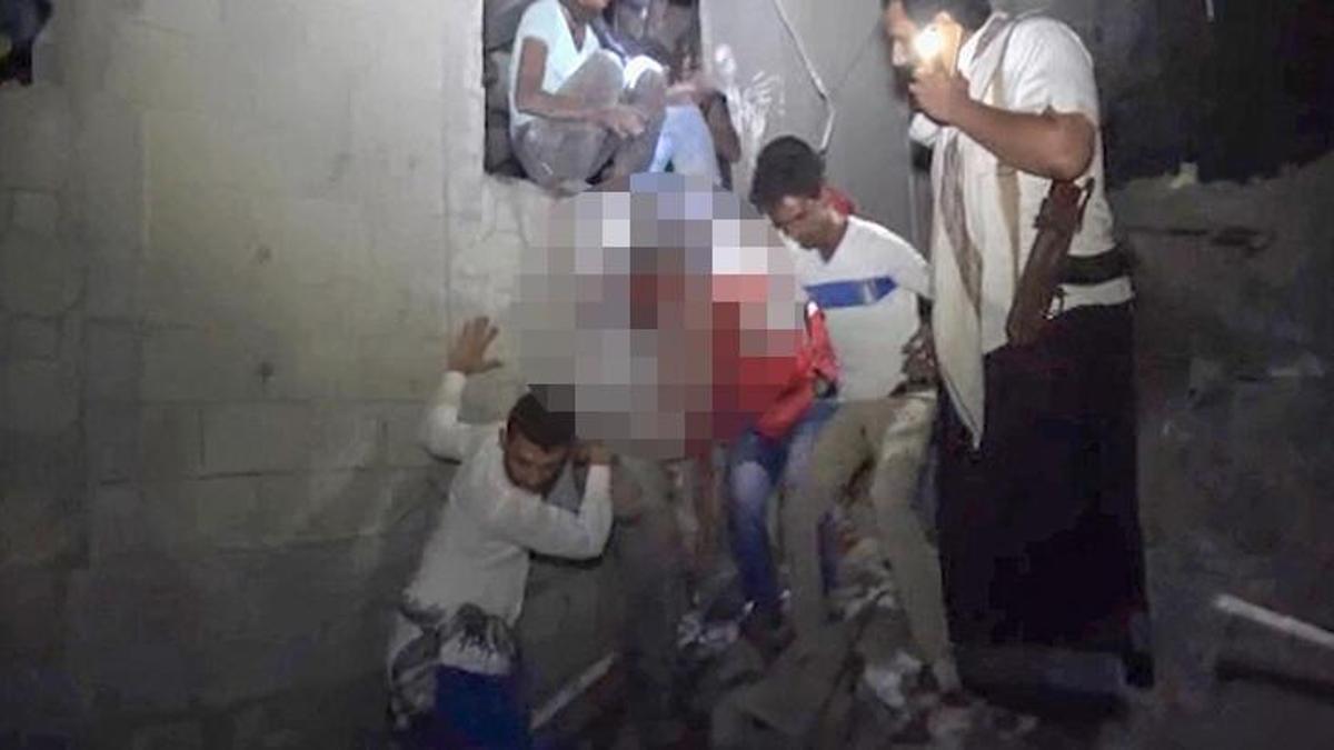 Yemen’de geçici gözaltı merkezine hava saldırısı: 60 ölü