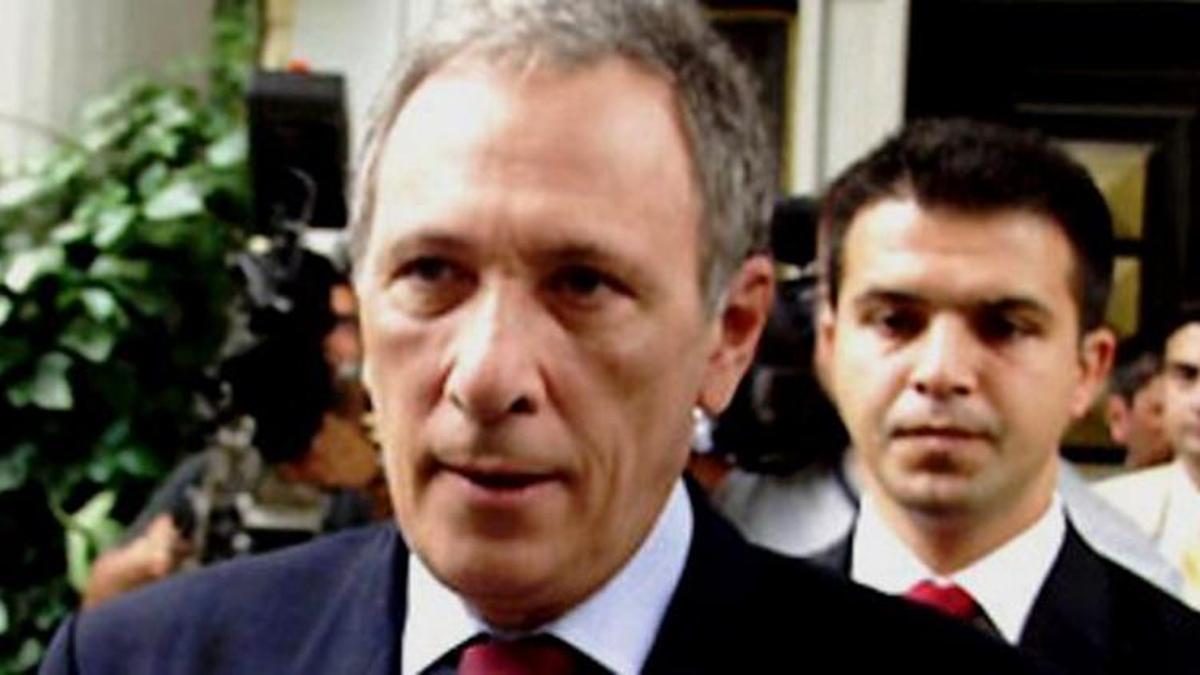 İsmail Cem kimdir? İsmail Cem’in vefatının 15. Yılında anılıyor!
