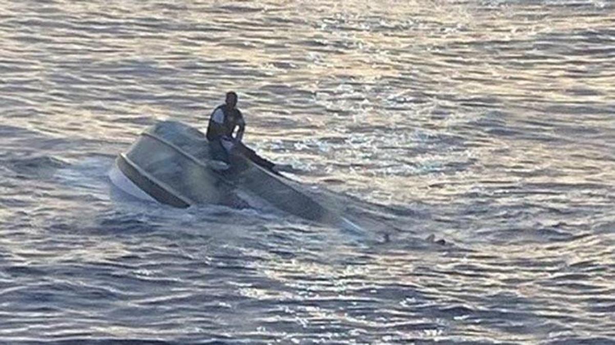 Florida açıklarında tekne alabora oldu: 39 kişi kayıp