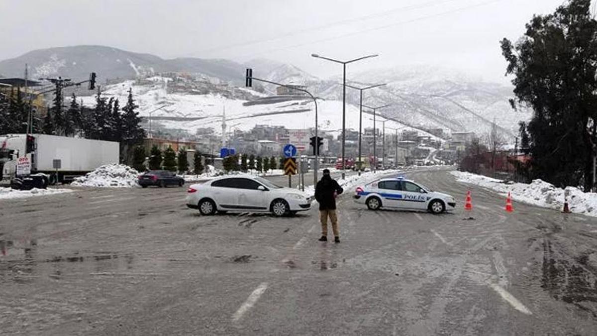 TAG otoyolu son durum! TAG otoyolu açıldı mı, Tarsus Adana Gaziantep otoyolunda girişler açık mı, kapalı mı?