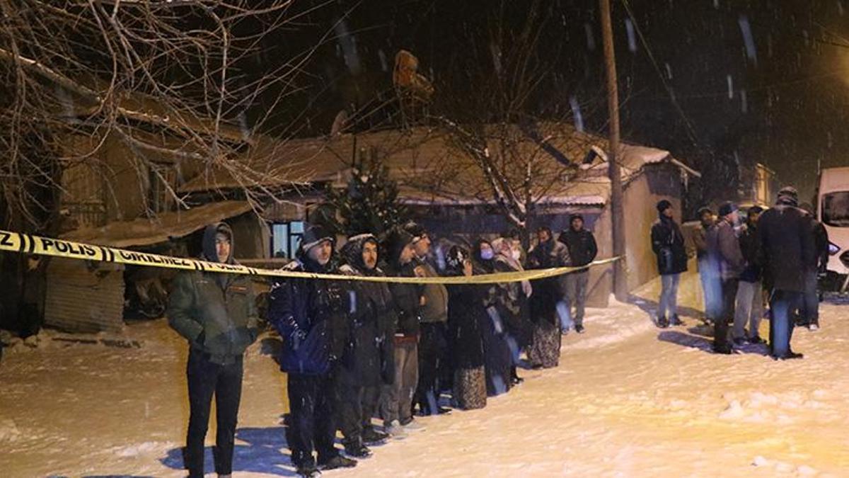 58 yaşındaki kadının, evinde boğazı kesilmiş cesedi bulundu!
