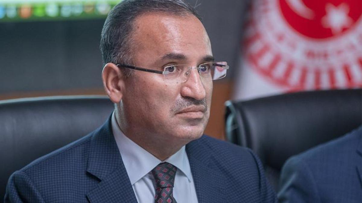 AK Parti'li Bozdağ: Millet İttifakı, 3'üncü ittifakı kurduruyor