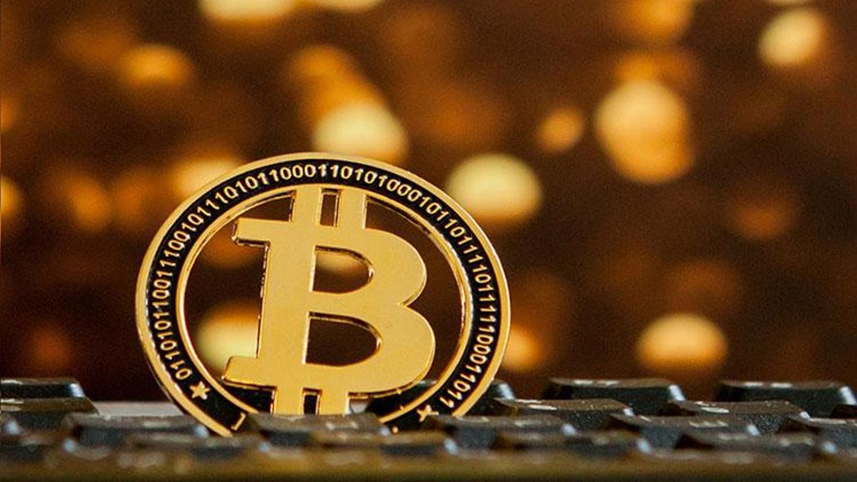 Kripto paralar tepetaklak! Resmen dibi gördü, fed depremi yaşanıyor, Bitcoin yıkıldı, Ethereum, Dogecoin, Shiba Inu ve diğer altcoinler ise...
