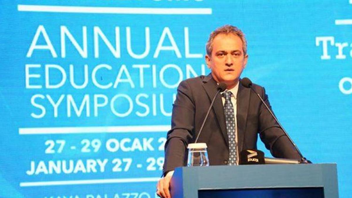 Yarıyıl tatili ne zaman bitecek, uzatıldı mı? Okullar kapanacak mı, sömestr tatili 2022 ne zaman bitecek? Bakan Özer’den açıklama geldi!
