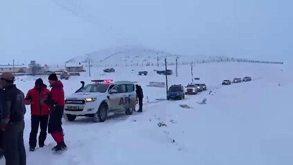Horosan'da çığ düştü; 2 kişi kar altında hayatını kaybetti