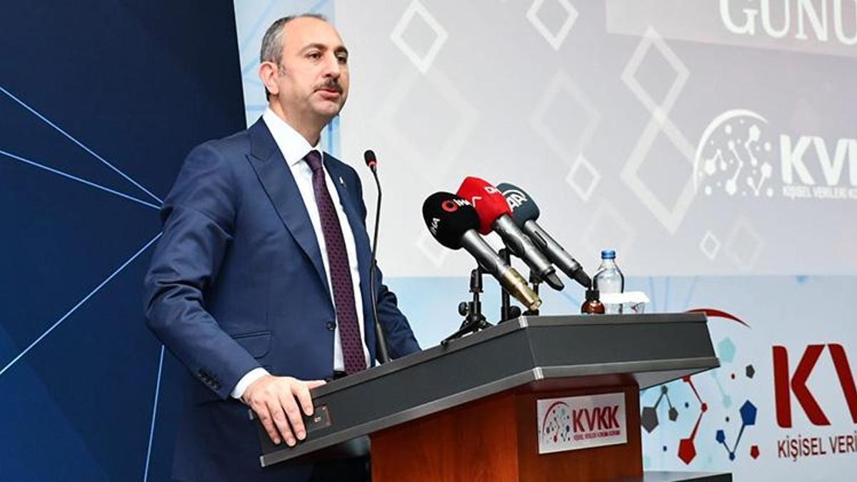 Bakan Gül: İnsanımızın mahrem alanını teminat altına almak en temel görevlerden biridir