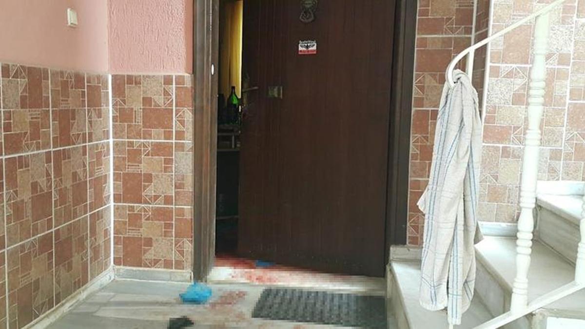 Sevgilisine ilgi duyduğunu iddia etti, arkadaşını öldürüp cinsel organını kesti!