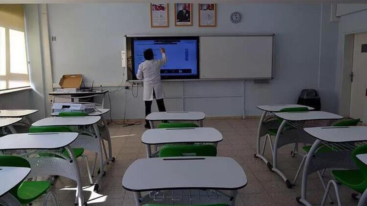 Öğretmen atamalarıyla ilgili flaş gelişme! 'Hayırlı olsun' dedi ve açıkladı, ek atama...