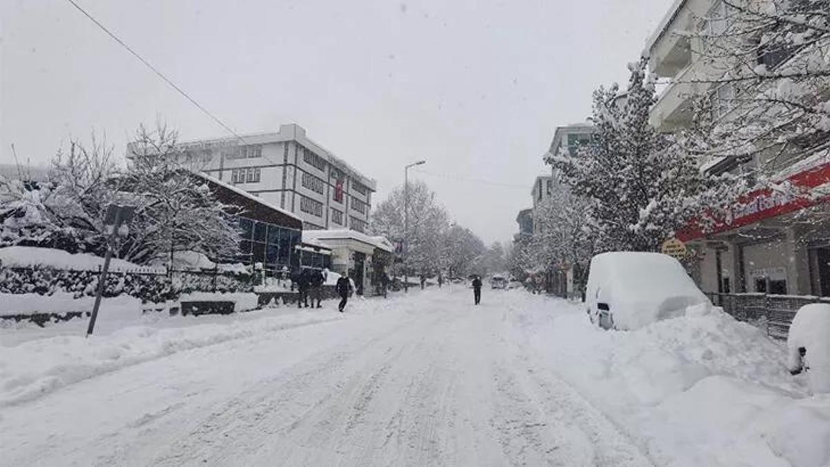 Tunceli'de kamuda çalışan hamile ve engelli personele idari izin!
