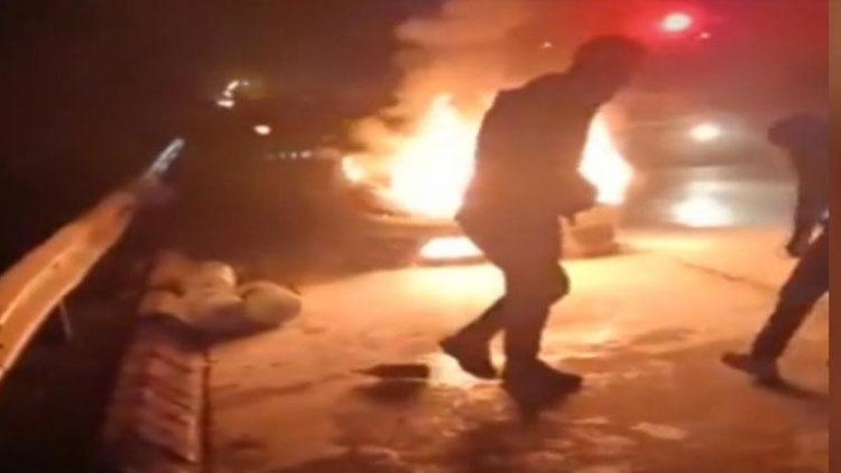 TEM Otoyolunda dehşet anları! Seyir halindeki otomobil alev topuna döndü...