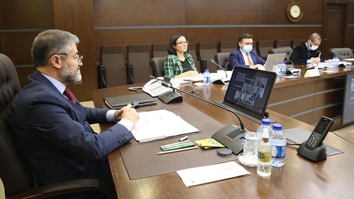 Bakan Nebati, Avrupa İmar ve Kalkınma Bankası Başkanı ile görüştü