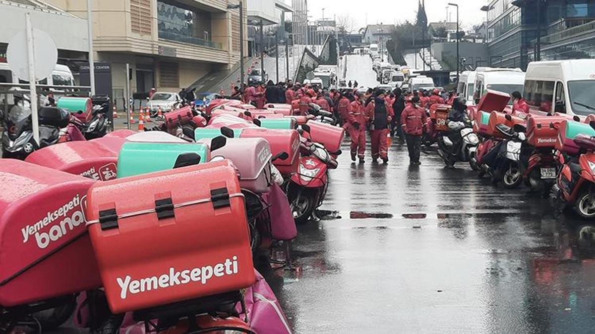 Yüzlerce kurye 'düşük zam' nedeniyle kontak kapattı!