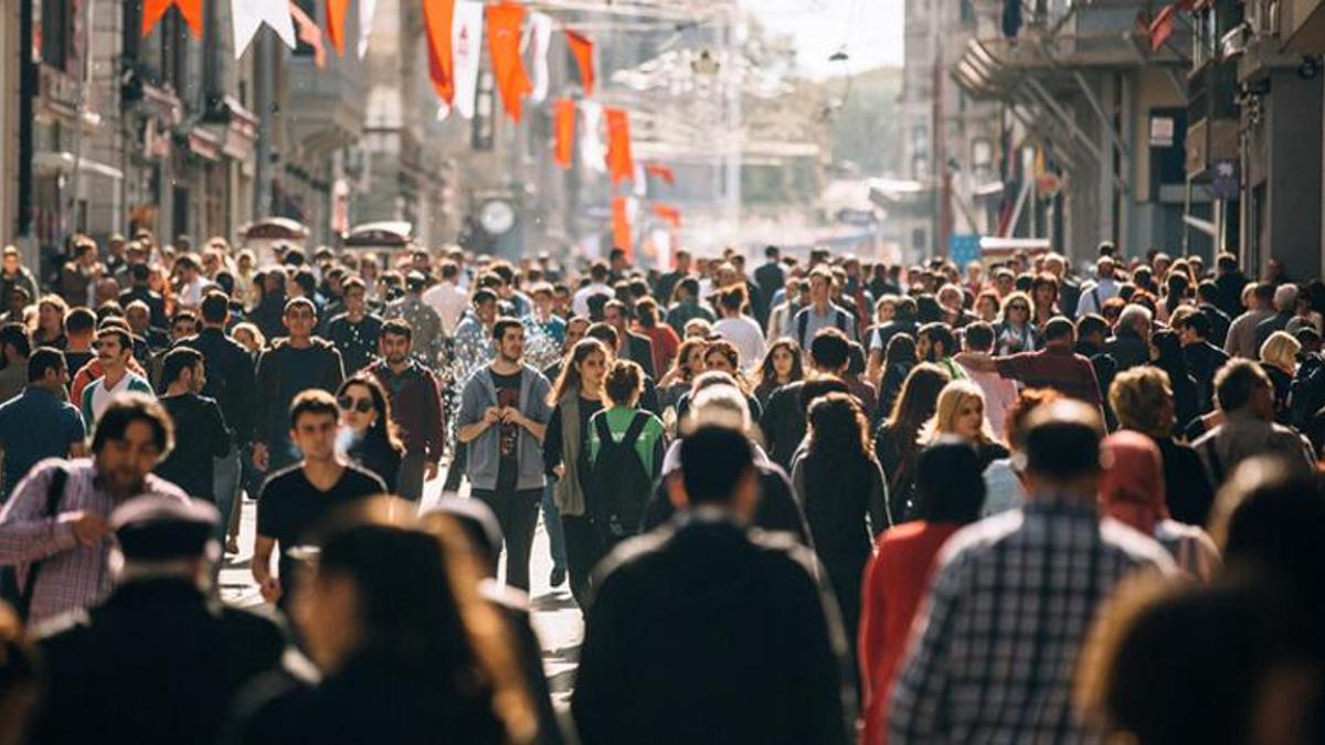 Türkiye'nin nüfusu belli oldu! İstanbul, Ankara, İzmir ve Erzincan detayı...