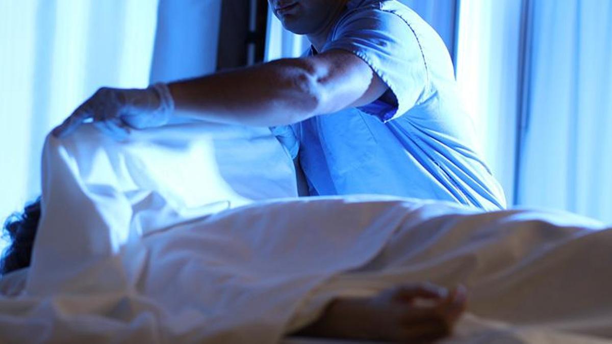 Üç doktor ölümünü kesinleştirdi, otopside hortladı! Uyandığında ilk bunu sordu