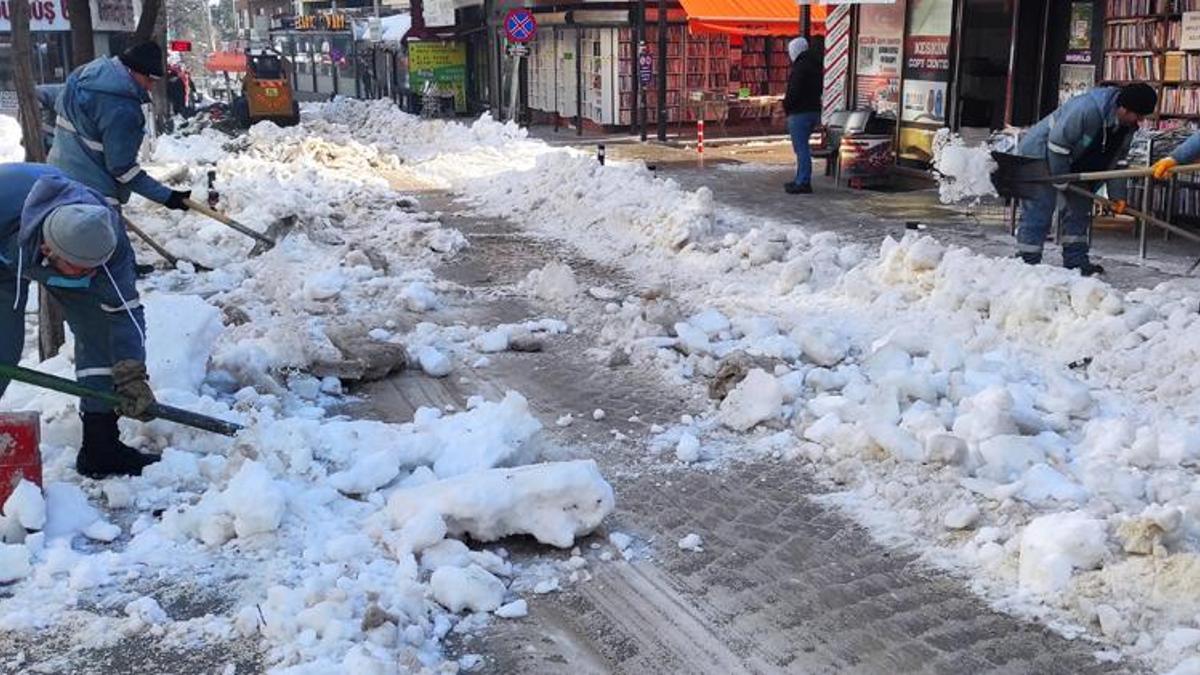 Isparta Valisi Ömer Seymenoğlu geçici olarak görevden alındı