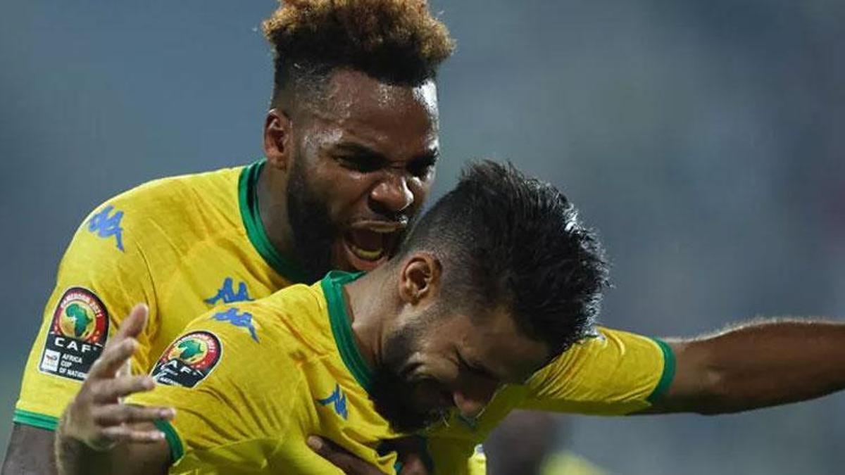 Boupendza bombası! Menajeri resmen açıkladı