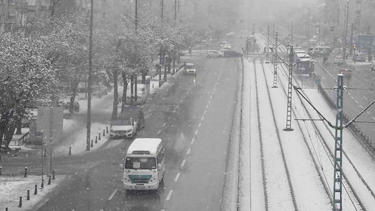 Konya'da okullarla ilgili flaş karar! 22 ilçede yüz yüze eğitime ara verildi