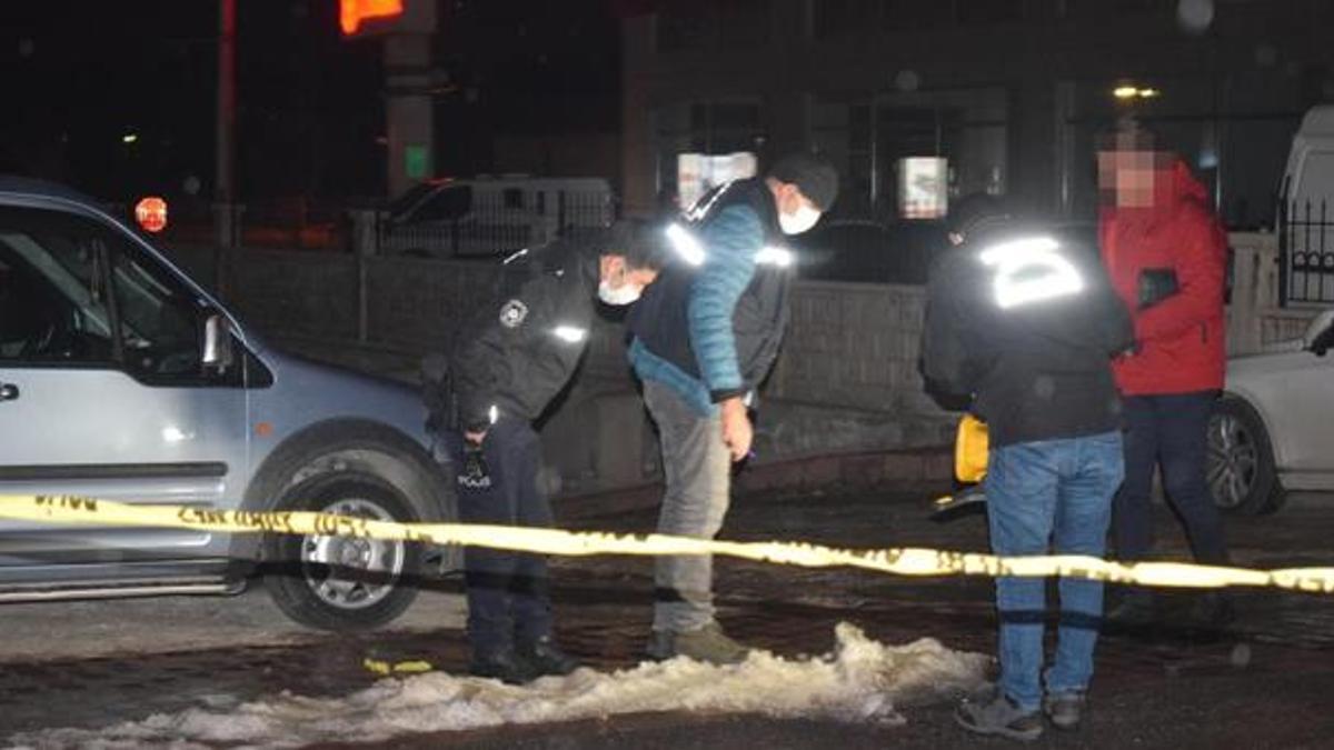 İş insanına evinin önünde silahlı saldırı