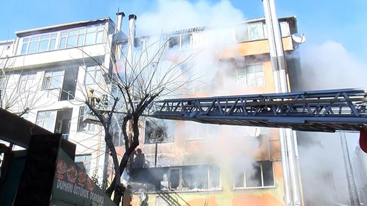 İstanbul Valiliği: Güngören'deki yangında 4 yabancı işçi hayatını kaybetti