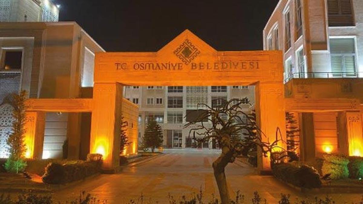 Osmaniye Belediye Başkanlığı binasına silahlı saldırı