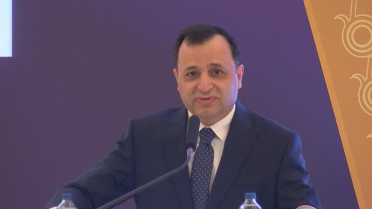 AYM Başkanı Arslan: AYM, neredeyse AİHM'in 47 ülkeden aldığı kadar başvuru alıyor