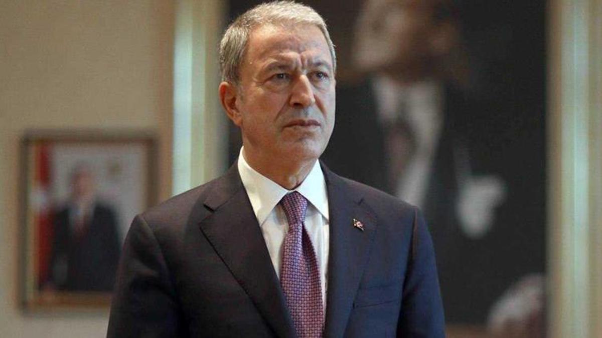 Bakan Akar'dan sağlık durumuyla ilgili açıklama