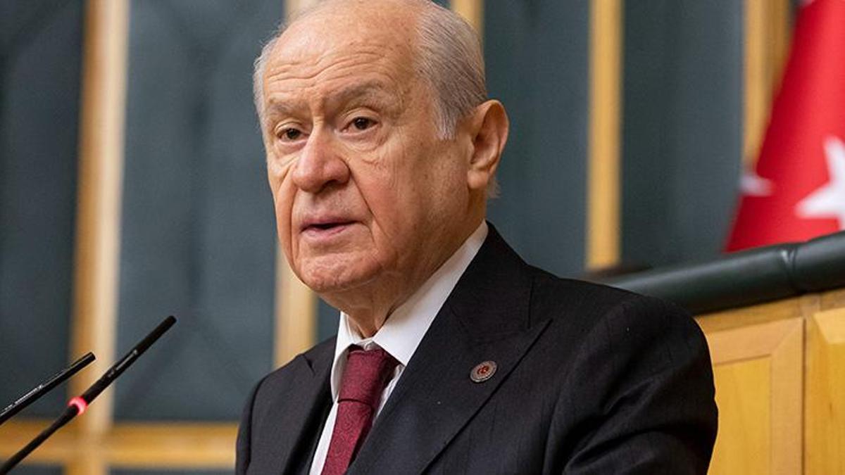 MHP lideri Bahçeli'den eski bakan Kumbaracıbaşı için taziye mesajı