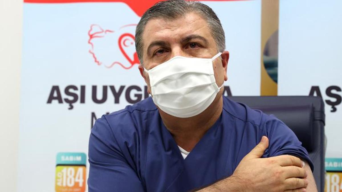 Maske ile ilgili son dakika açıklaması! Maske zorunluluğu kalkıyor mu? Bakan Koca duyurdu
