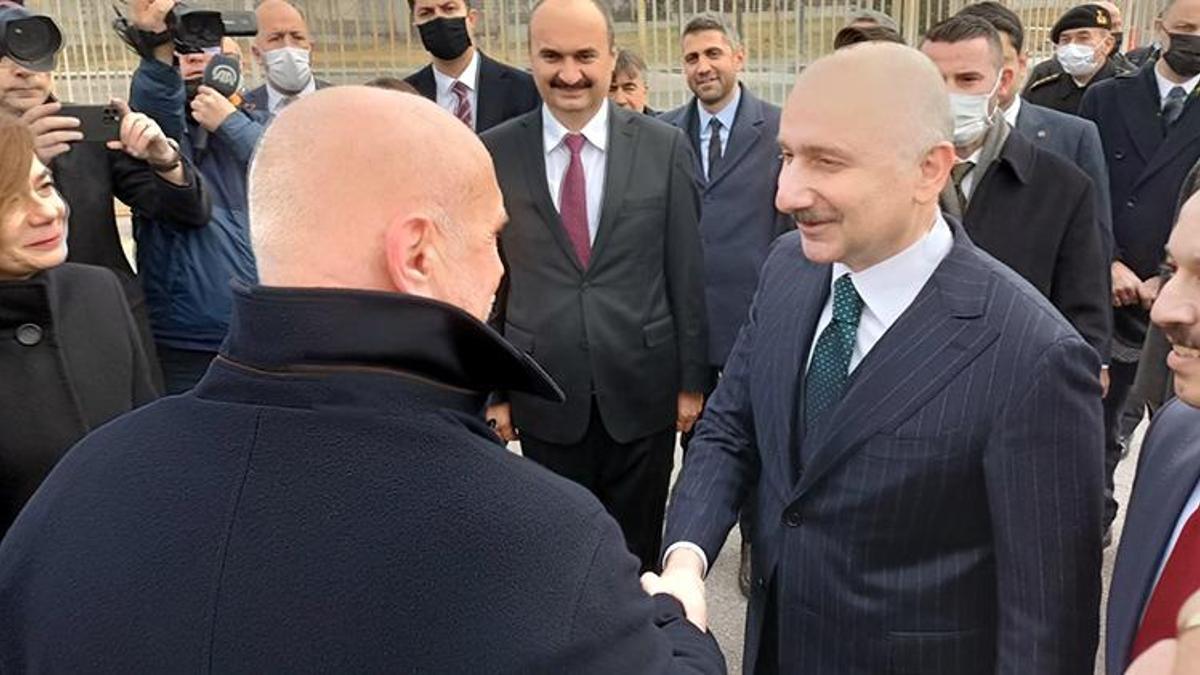 Bakan Karaismailoğlu, Bulgar mevkidaşı tarafından tampon bölgede karşılandı