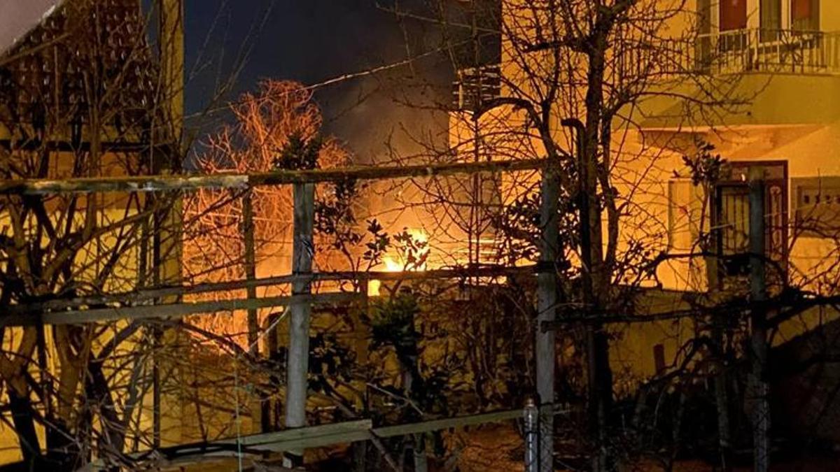 Beykoz’da panodan sızan doğalgaz alev aldı