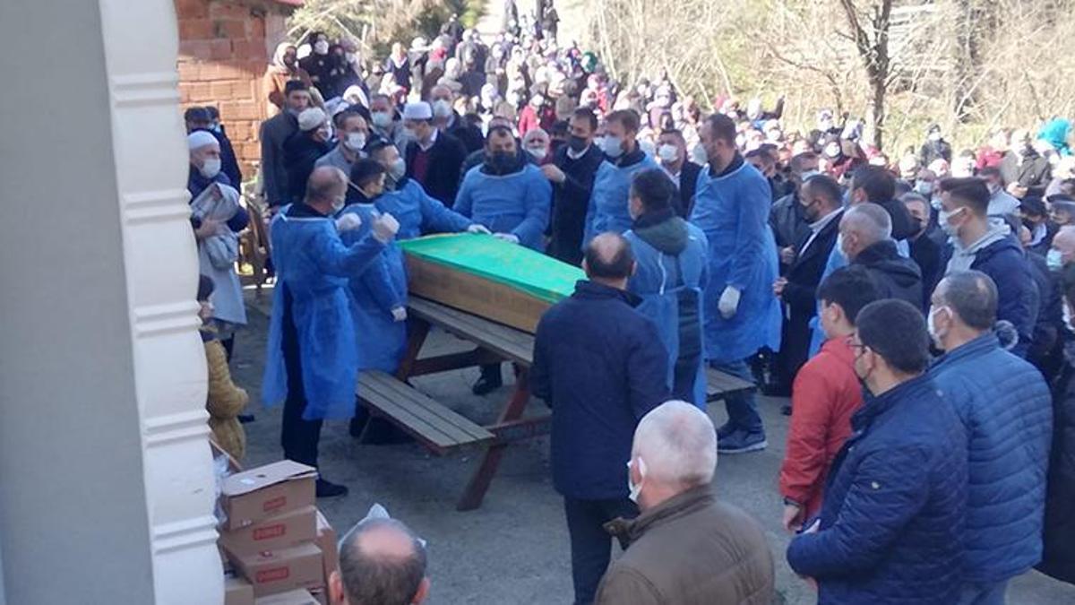 Gürkan Temiz 16 yaşında koronavirüsten hayatını kaybetti