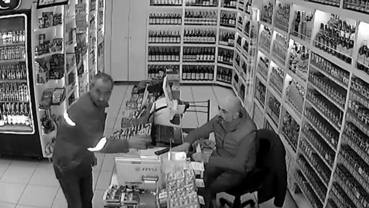 Kızını taciz eden adamı kıskıvrak yakalattı! Tacizci komşu çıktı