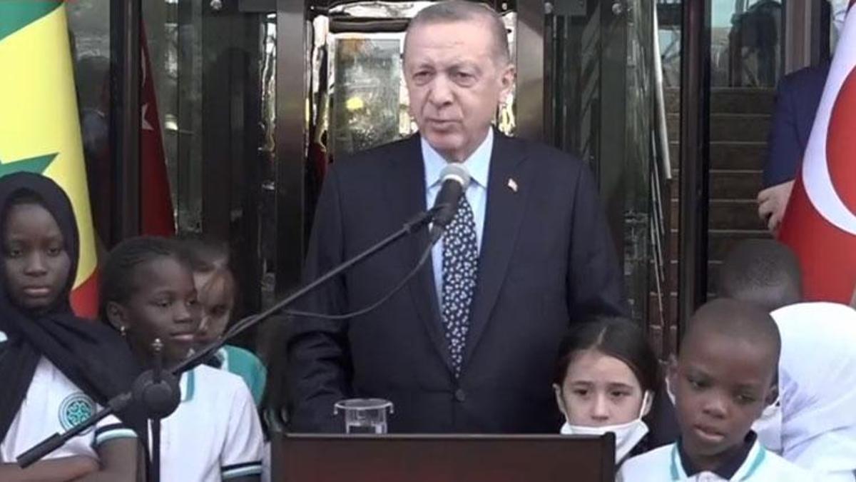 Cumhurbaşkanı Erdoğan'dan Senegal'de Dakar Büyükelçiliği yeni binasının açılışını yaptı