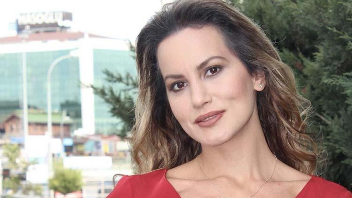 Yıldız Asyalı kimdir, kaç yaşında, evli mi? Yıldız Asyalı’nın hayatına dair merak edilenler…