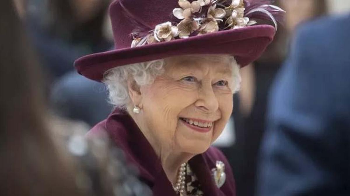 Kraliçe Elizabeth öldü mü? Koronavirüse yakalanan Kraliçe Elizabeth’in sağlık durumu nasıl?