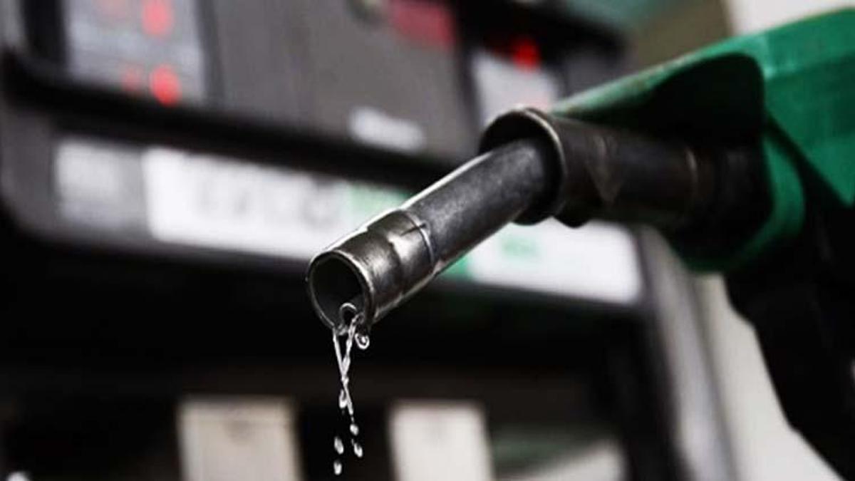 Benzine zam var mı, mazota zam geldi mi? Güncel akaryakıt fiyatları!