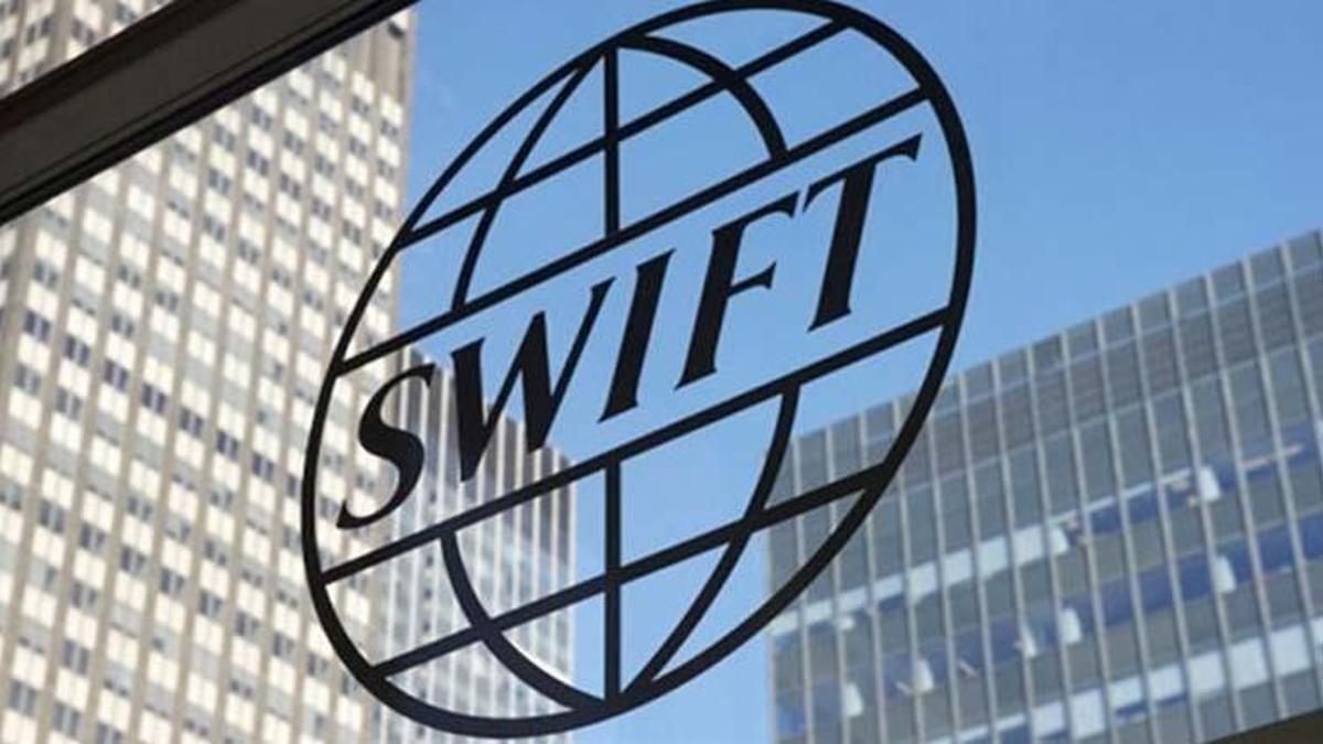 Swift nedir, swift yaptırımı ne demek? Rusya’ya swift yaptırımı uygulanırsa ne olur, swift yaptırımı ne anlama geliyor?