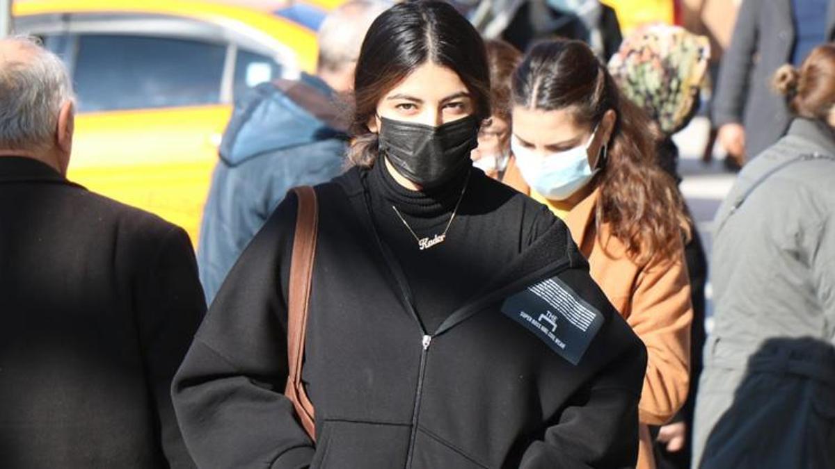 Son dakika maske açıklaması! Uzman isim tarih verdi, tüm kısıtlamalar sona erecek...