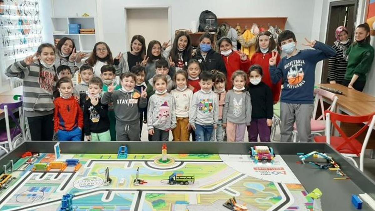 679 bin katılımcı arasından birinci oldular