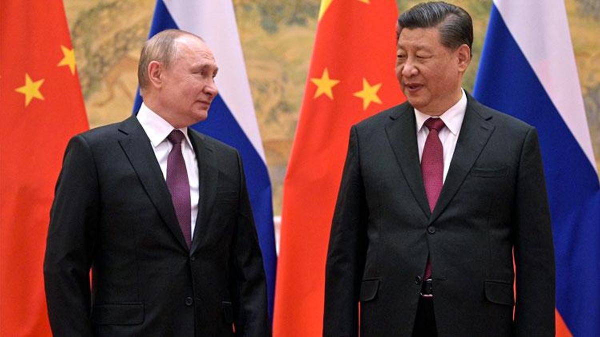 Xi Jinping ve Putin telefonda görüştü