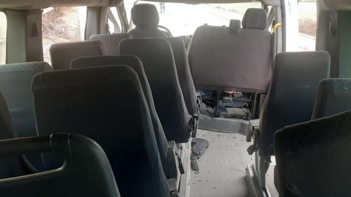 Konya'da öğrenci servisi, otomobile çarptı: 14 yaralı