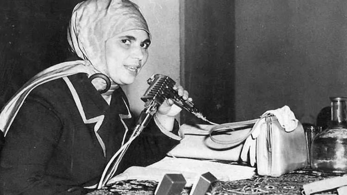 Şule Yüksel Şenler kimdir, nereli? Şule Yüksel Şenler kitapları ve hayatı…
